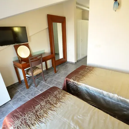 Hotel Sea Center 3*