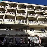 Sea Center Hotel