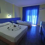 Hotel Sea Center 3*