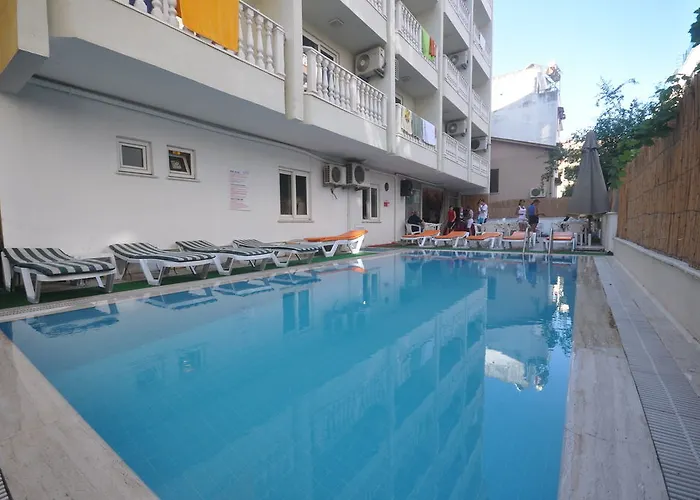 Hotell Sea Center 3*