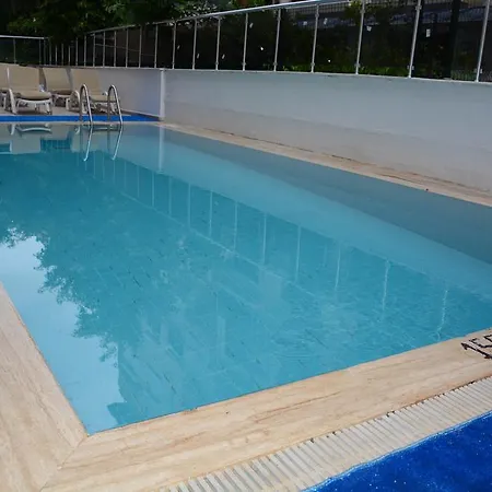Sea Center Отель 2*